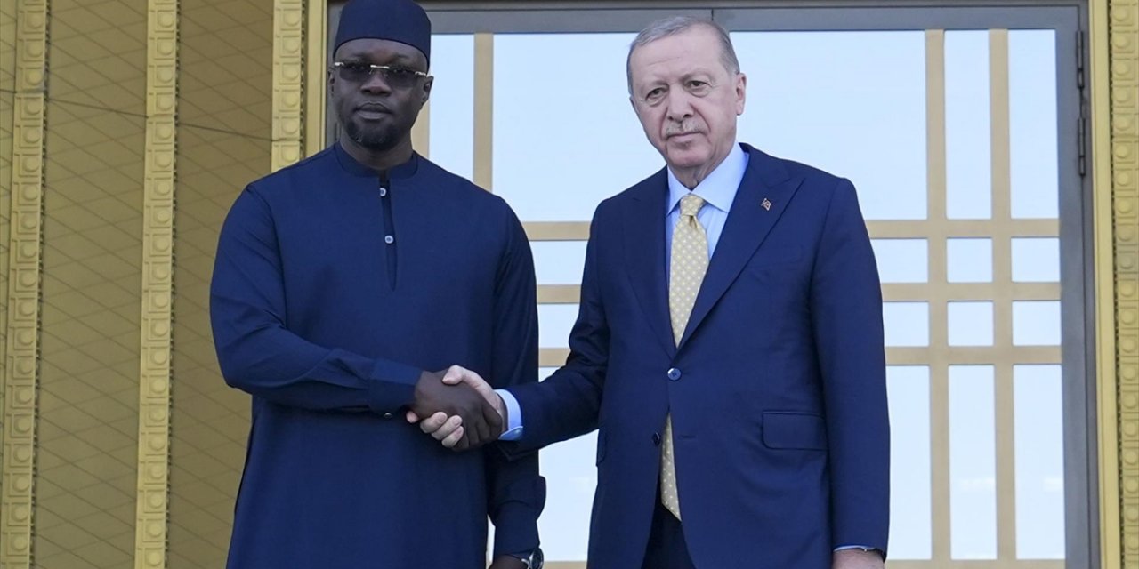 Cumhurbaşkanı Erdoğan, Senegal Başbakanı Sonko'yu Resmi Törenle Karşıladı