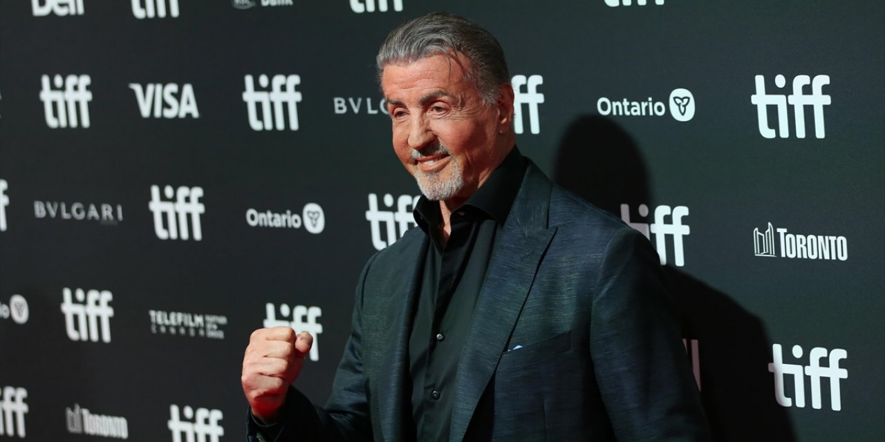Trump, Sylvester Stallone'un Da Olduğu Bazı Sanatçıları "Kennedy Onur Ödülleri"ne Aday Gösterdi