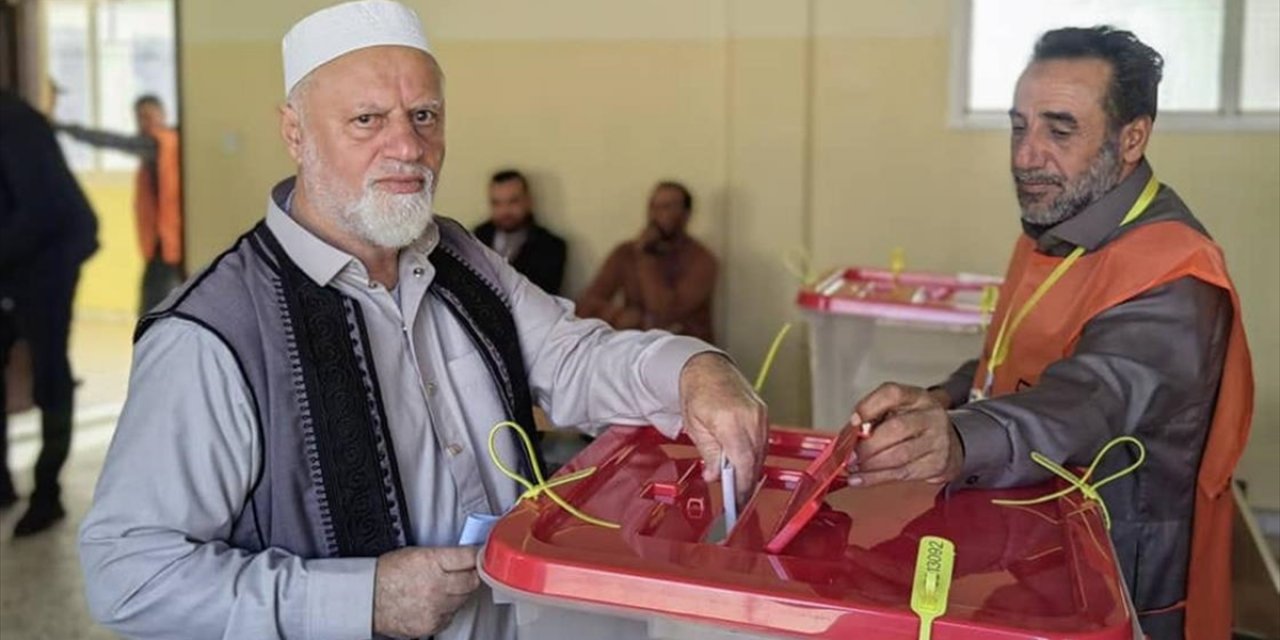 Libyalılar Yerel Seçimlerin İkinci Aşaması İçin Sandık Başında