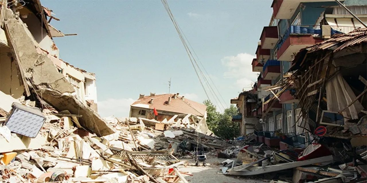 17 Ağustos Marmara Depremi'nin Sesi İlk Kez Duyuldu! Tam 26 Yıl Sonra Acısı Bu Kez Kulaklarımızda...
