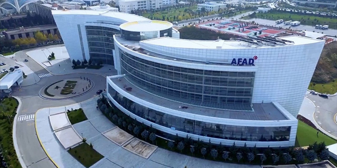 Afad'dan Deprem Öncesinde ve Anında Yapılacaklara İlişkin Paylaşım