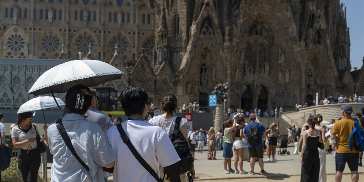 İspanya'da 2 Bin 405 Kişi Aşırı Sıcaklardan Hayatını Kaybetti