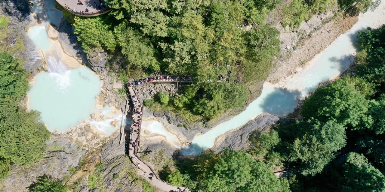 Göksu Travertenleri ve Mavigöl Turkuaz Renkleriyle Turizmde Ön Planda