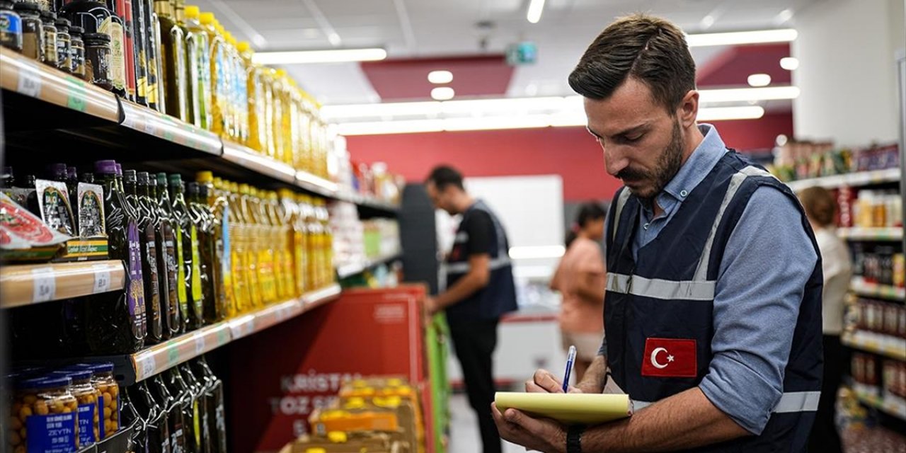İzmir ve İstanbul'daki Marketlerde Fiyat Denetimleri Sürüyor