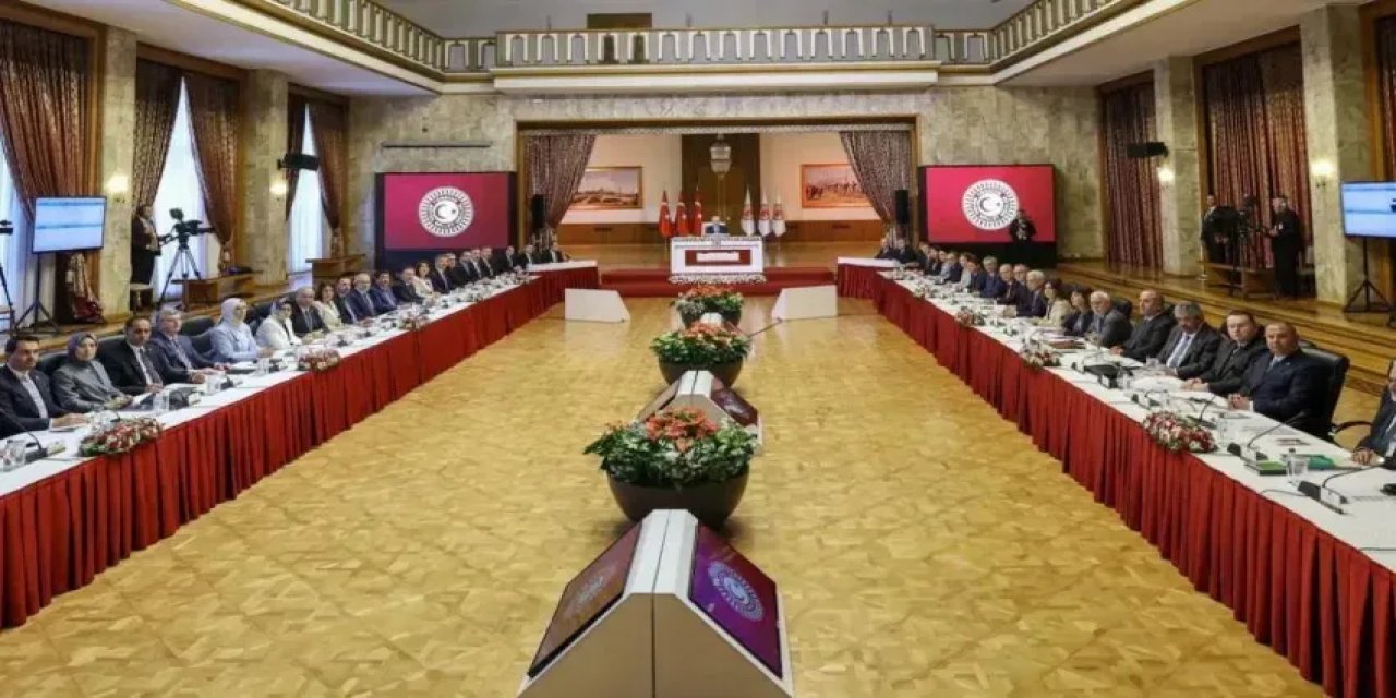 Süreç Komisyonu 6'ncı Kez Toplanıyor! Bugün Hukukçular Dinlenilecek…