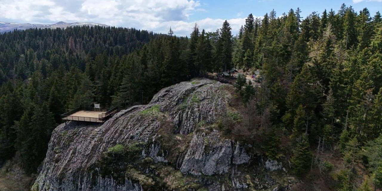 Ordu'da Çambaşı Yaylası'ndaki Seyir Terası Turizmi Canlandırdı