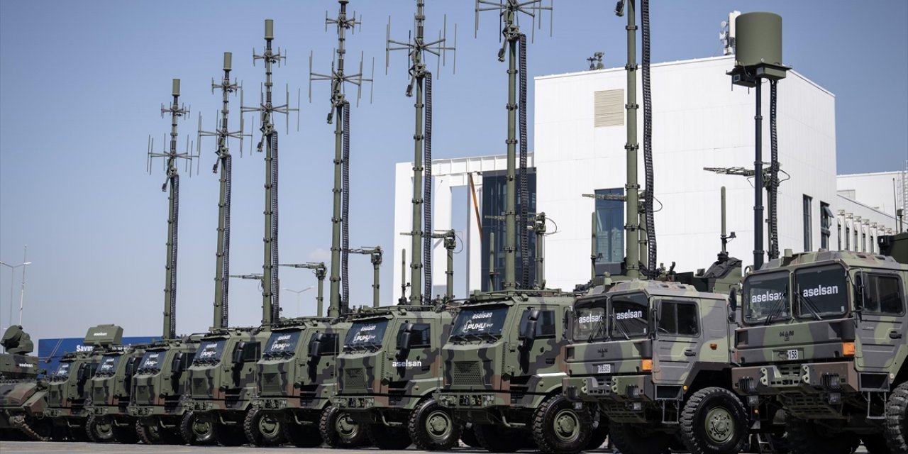 Dünya Basını, Türkiye'nin Yerli "Çelik Kubbe" Hava Savunma Sistemini Manşetlere Taşıdı