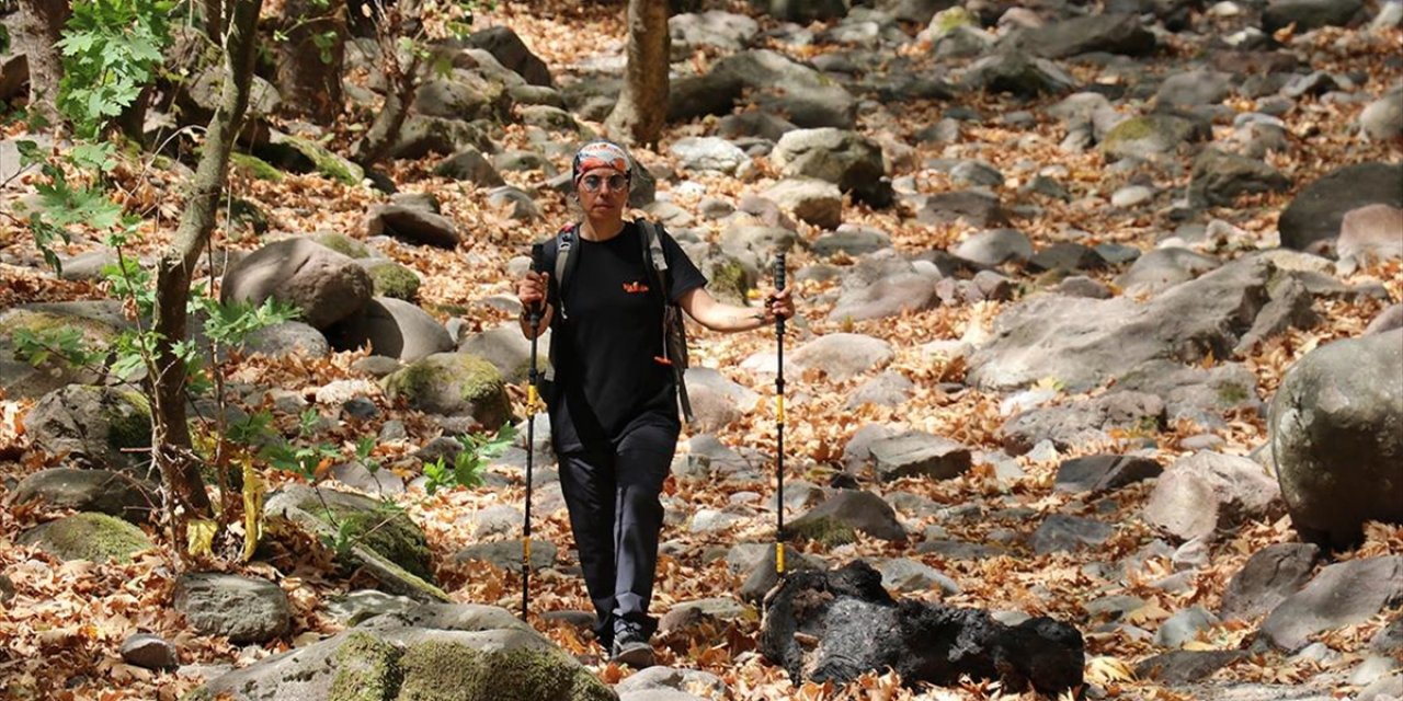 Türkiye'nin İlk Kadın "Kar Leoparı"nın Hedefi, 8 Bin Metre Üzerindeki Zirvelere Çıkmak