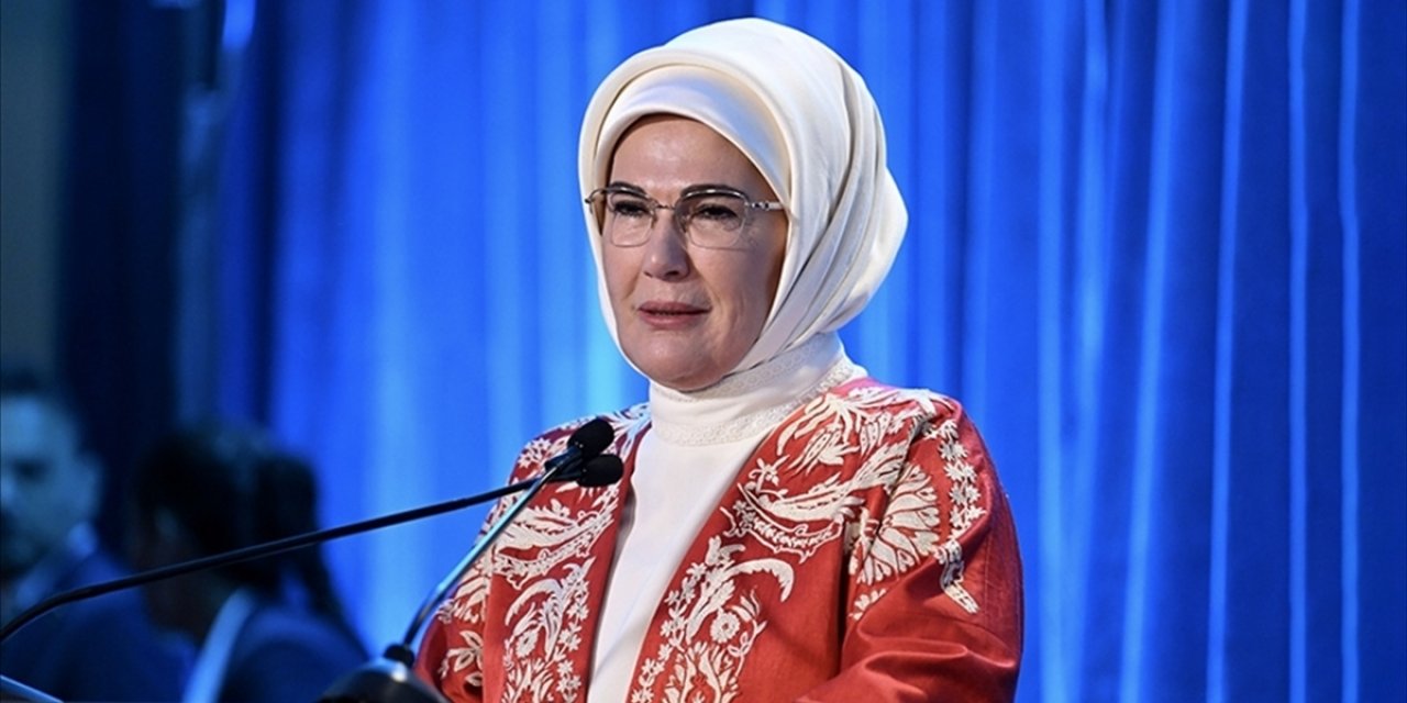 Emine Erdoğan: Bu Büyük Festivalin Hayırlara Vesile Olmasını Diliyorum
