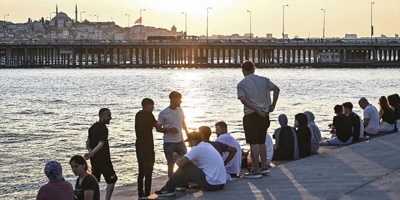 Hafta Sonu Sıcaklıklar Yurt Genelinde Mevsim Normalleri Üzerinde Seyredecek