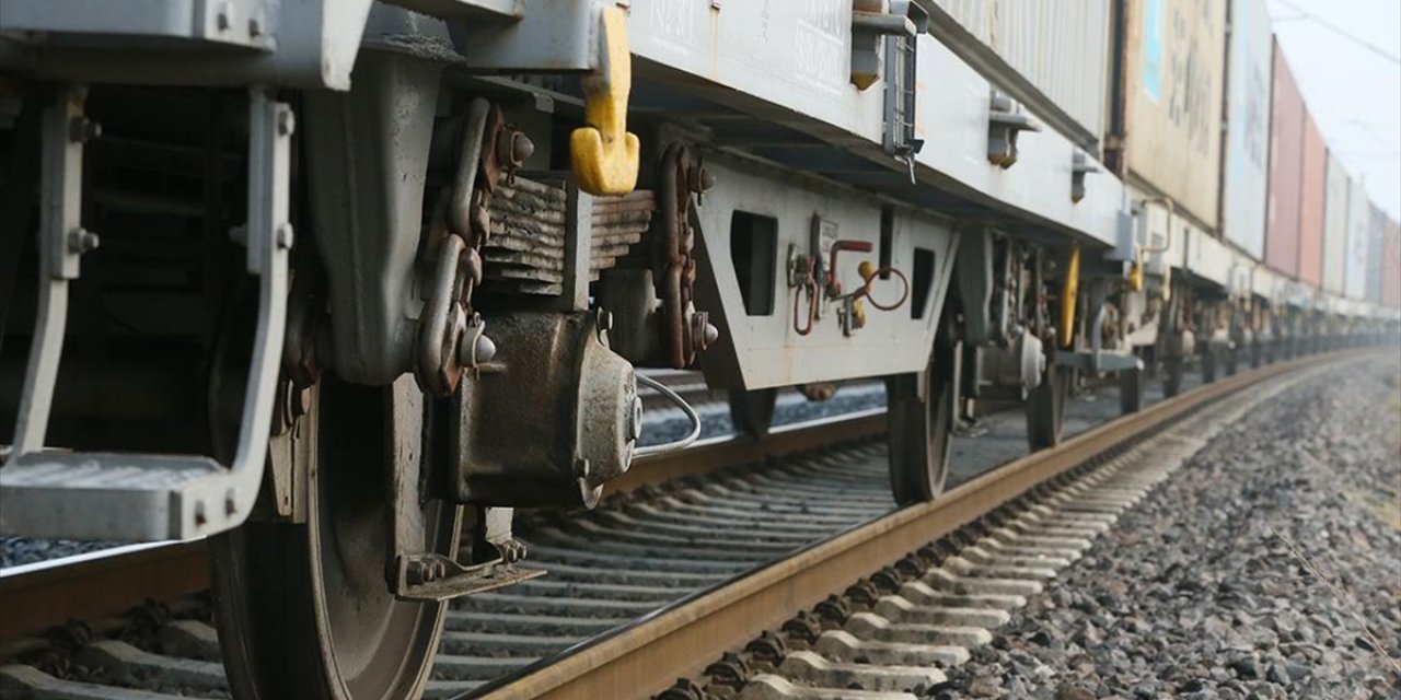 Ticaret Rekorları "Demir Ağlarla" Gelişecek