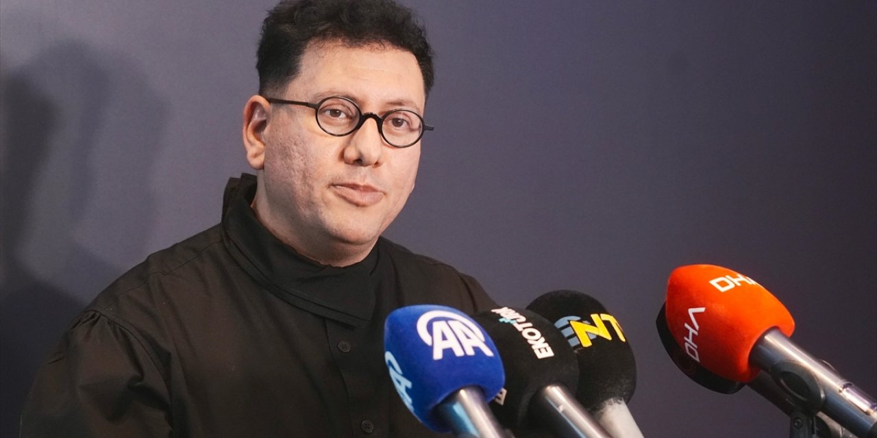 Sanatçı Refik Anadol, Tıme100 Aı Kapağını Tasarladı