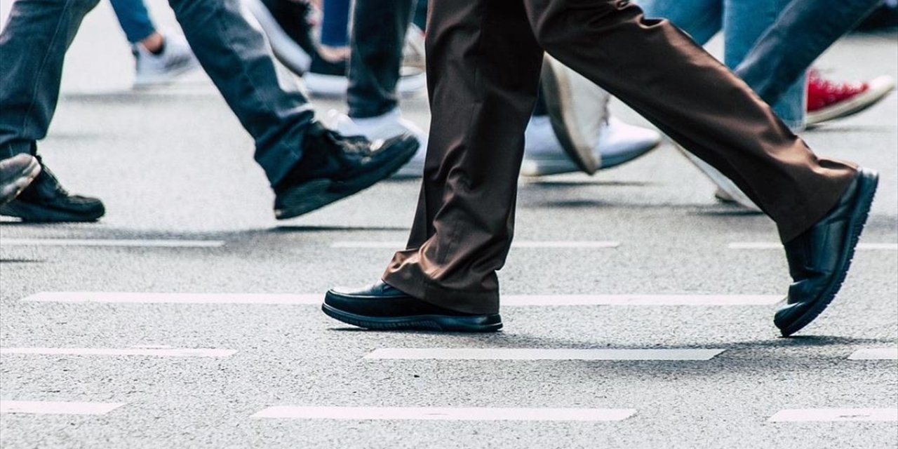 Modern İnsanlar, Yaklaşık 233 Bin Yıl Önce Afrika'dan Yola Çıkan Bir Soyun Mirasına Sahip