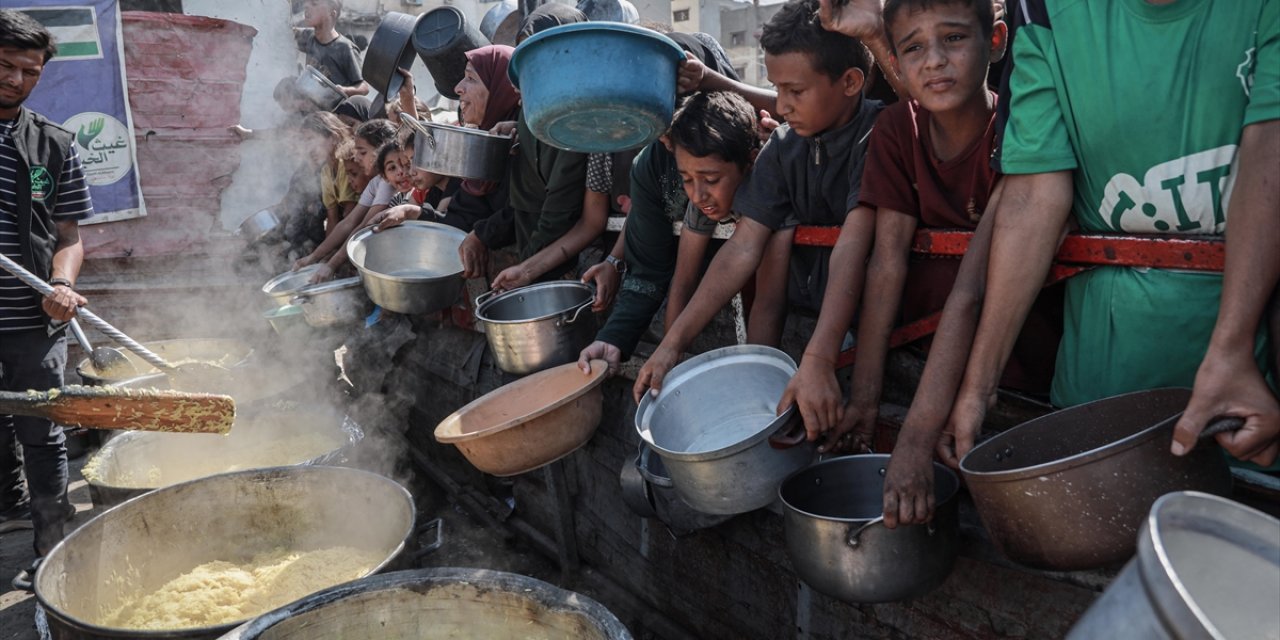 İsrail, Gazze'yi Sürekli Kıtlık Baskısı Altında Tutmak İçin Sistematik Bir Açlık Politikası İzliyor
