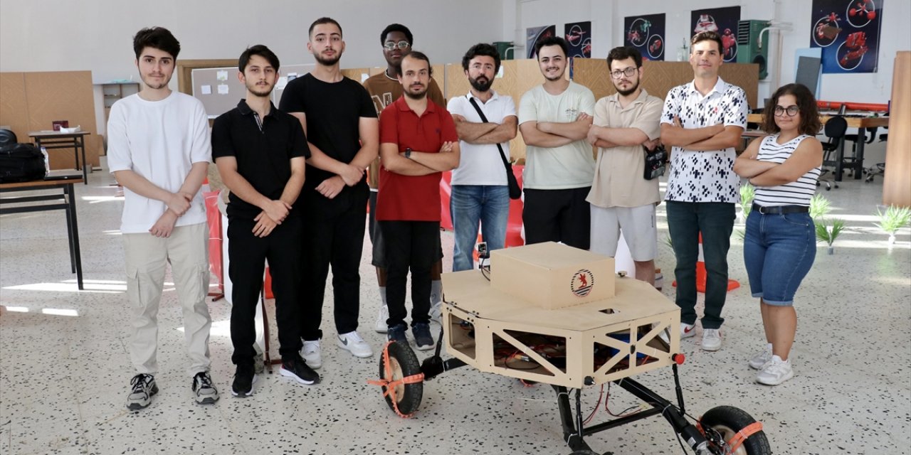 Geleceğin Mühendisleri Ürettikleri Kara Araçlarıyla Teknofest'te Derece Peşinde