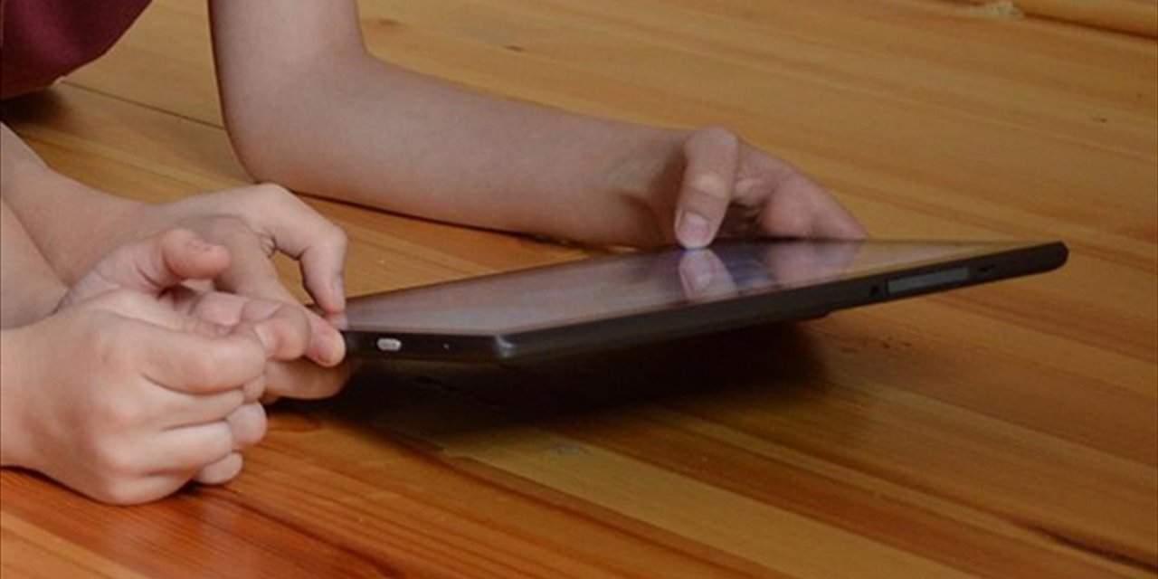 KVKK, Çocukların Kişisel Verileri İçin Velilere Tavsiyelerde Bulundu