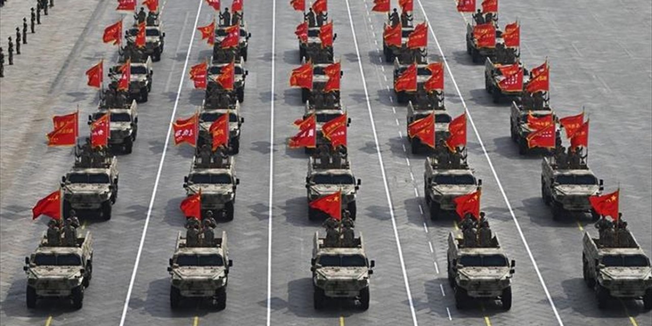 Çin'de İkinci Dünya Savaşı'nın Sona Ermesinin 80. Yılı Dolayısıyla Askeri Geçit Töreni Yapıldı