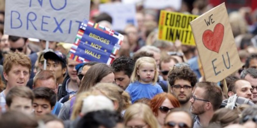 Brexit Bilançosu: İngiltere Ekonomisi Düşüşte