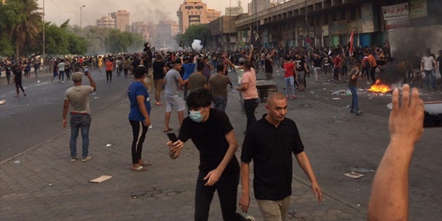 Irak'ta Devam Eden Hükümet Karşıtı Gösterilerde 43 Kişi Öldü