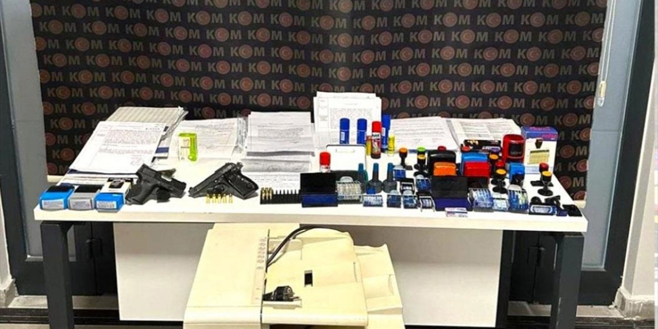 Sahte Belgelerle Şirketleri Ele Geçiren Suç Örgütüne Yönelik Operasyonlarda Tutuklu Sayısı 20'ye Yükseldi