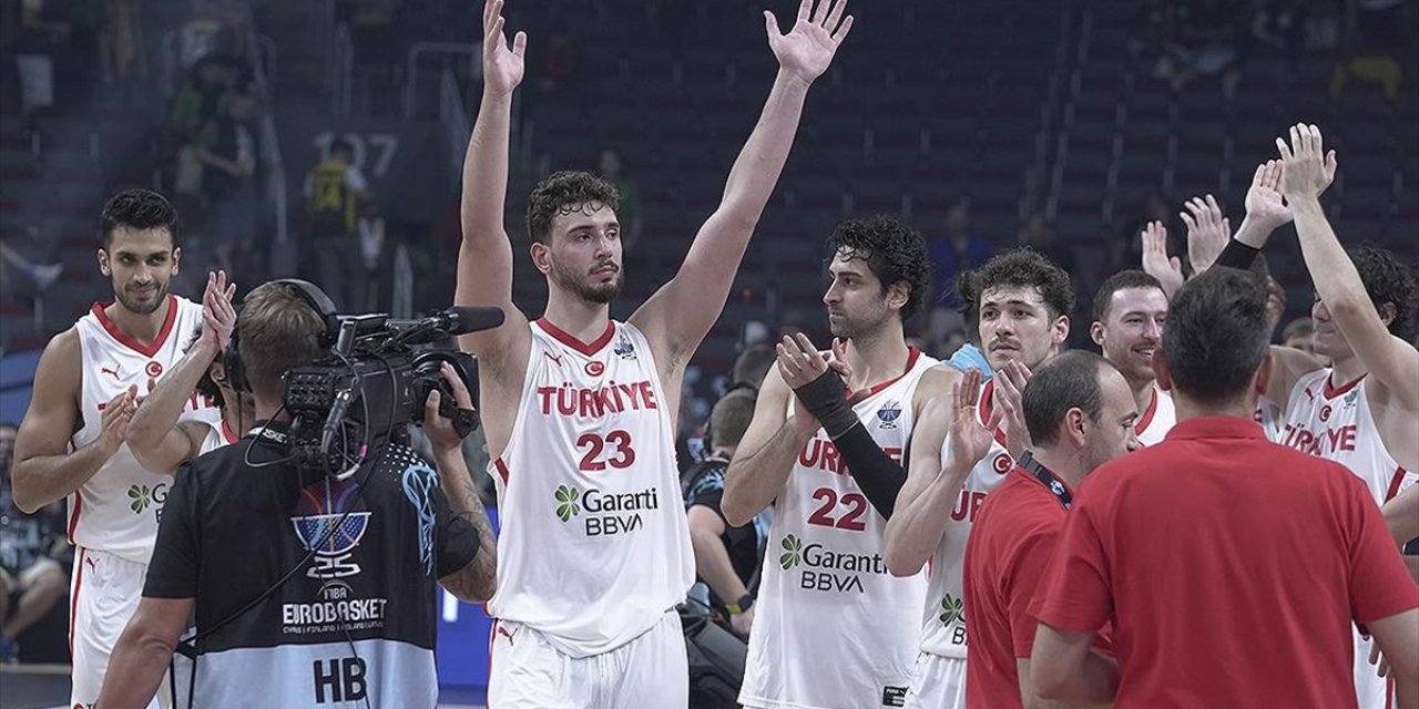 A Milli Erkek Basketbol Takımı'nın 2025 Avrupa Şampiyonası Çeyrek Finalindeki Rakibi Polonya Oldu