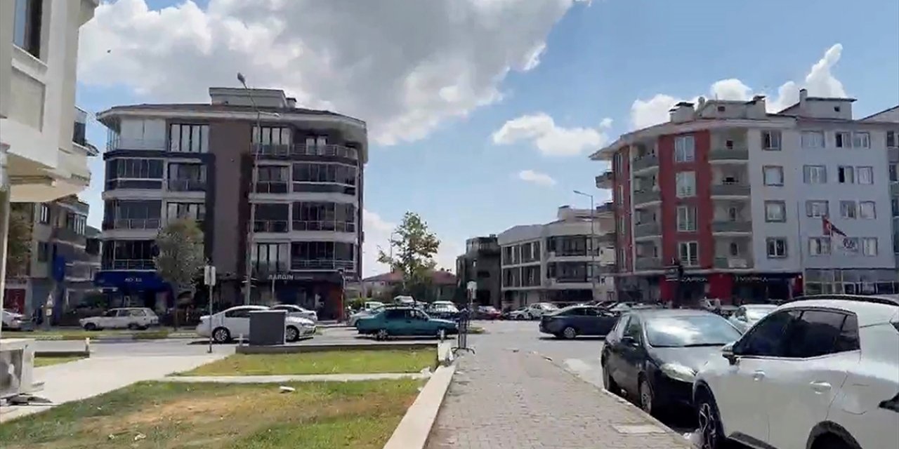 Balıkesir'de 4,9 Büyüklüğünde Deprem