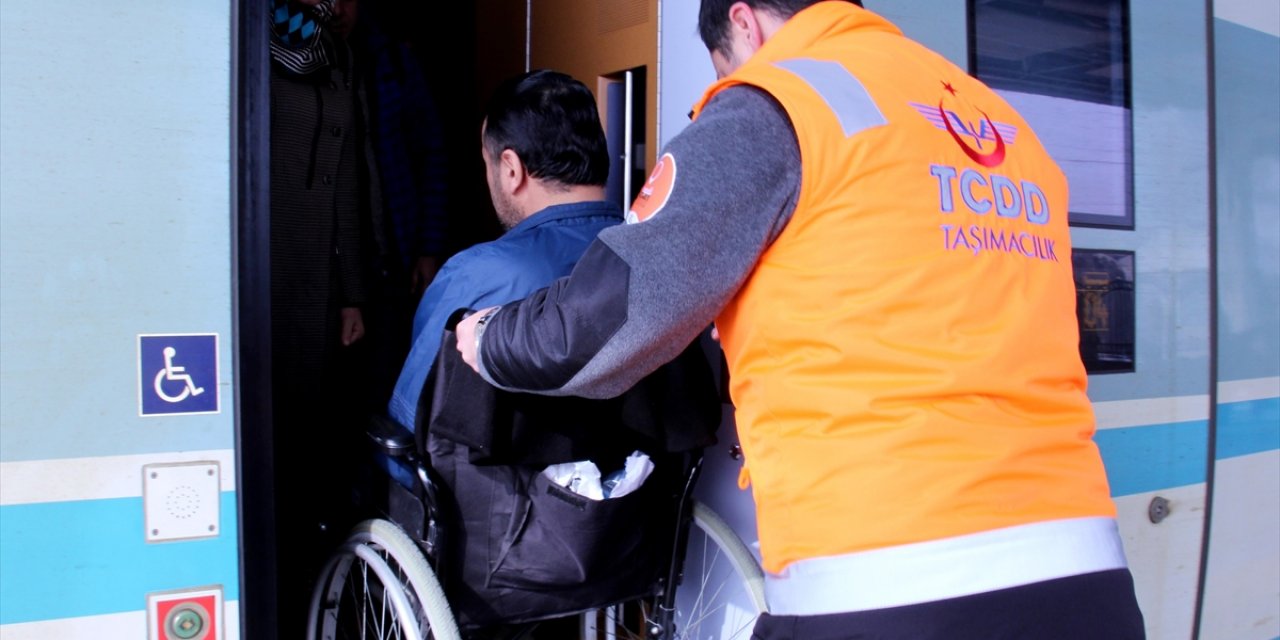 Demir Yolunda 2025'in İlk Yarısında 559 Binden Fazla Engelli Yolcuya Hizmet Verildi