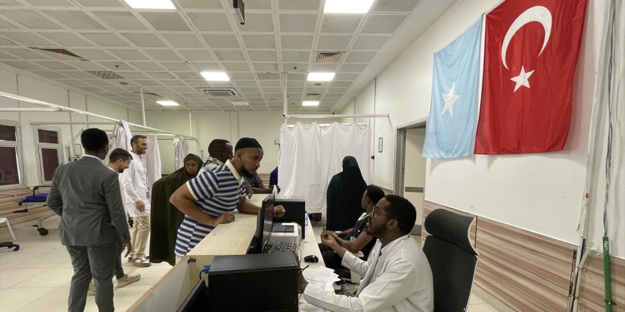 Recep Tayyip Erdoğan Eğitim ve Araştırma Hastanesi Somali'nin Yaralarını Sarıyor