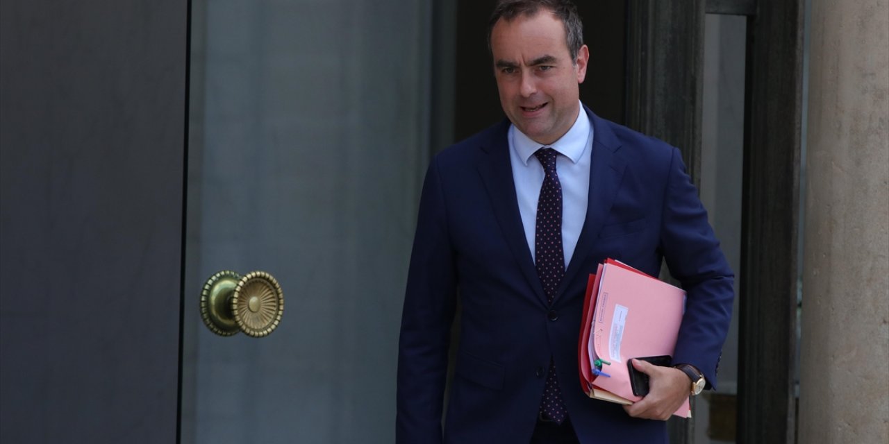 Fransa Cumhurbaşkanı Macron, Sebastien Lecornu'yu Yeni Başbakan Olarak Atadı