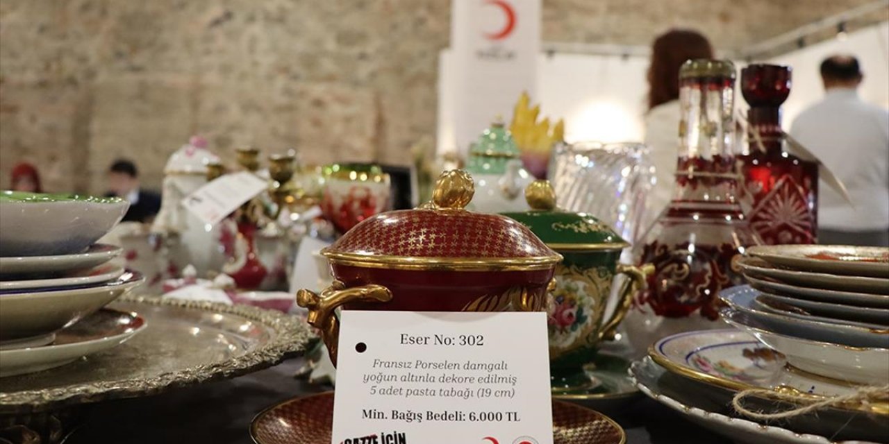 Dolmabahçe'de "Gazze İçin İyilik" Sergisi Açıldı