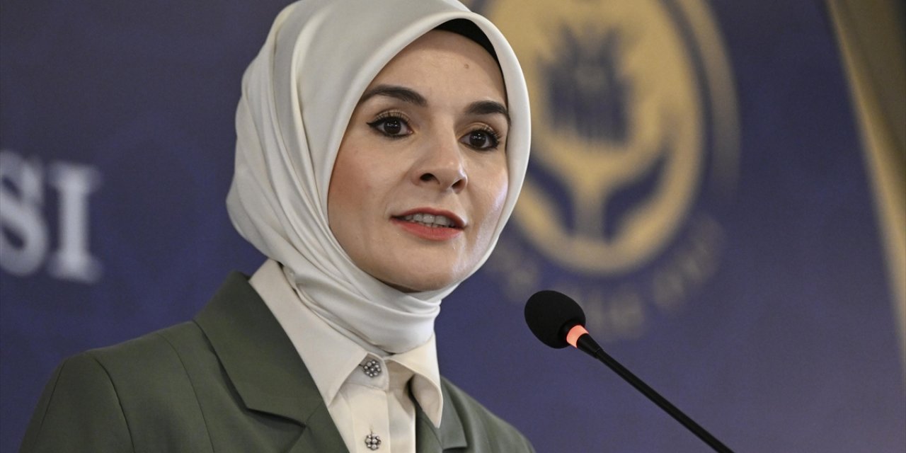 Bakan Göktaş, Kadına Yönelik Şiddetle Mücadele Toplantısı'nda Konuştu