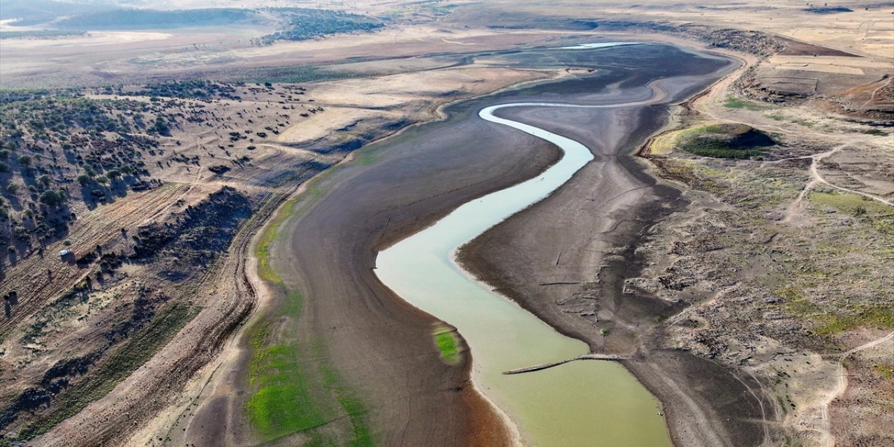 Konya'da Kuraklığın Etkisiyle Su Kaynakları Dip Seviyeleri Gördü