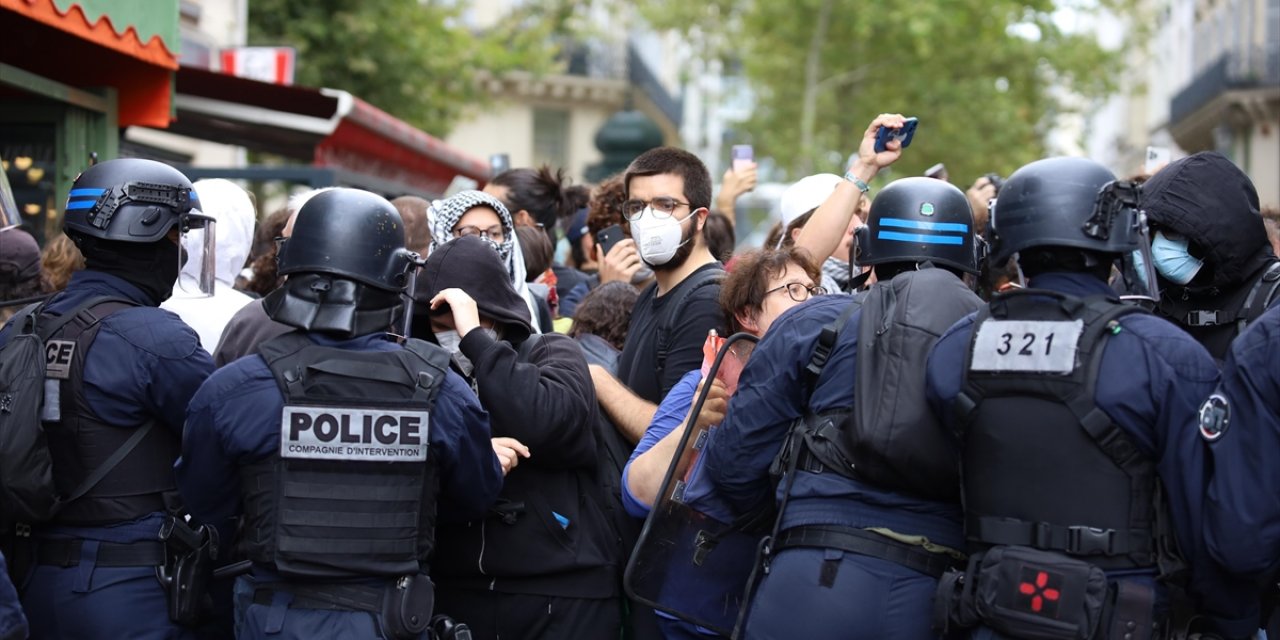 Fransa'da Macron Karşıtı Gösterilerde 675 Kişi Gözaltına Alındı