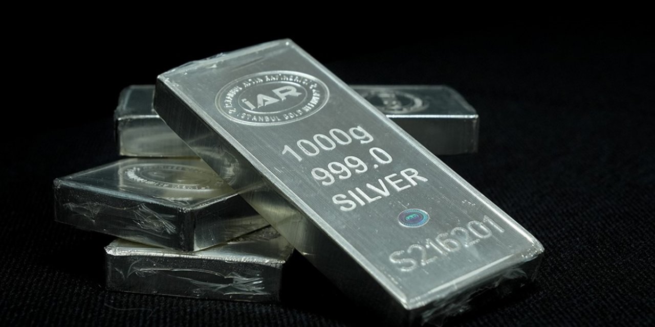 Gümüşün Ons Fiyatı 14 Yılın Zirvesini Gördü