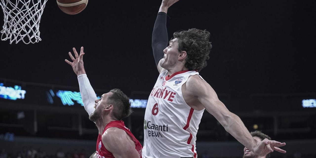 Türkiye-Yunanistan Eurobasket 2025 Yarı Final Maçı 52 Noktada Dev Ekrandan İzlenecek