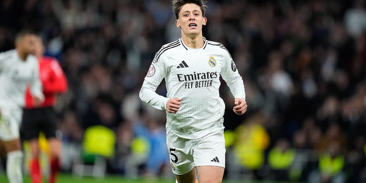 Arda Güler'in Gol Attığı Maçta 10 Kişi Kalan Real Madrid, Real Sociedad'ı 2-1 Yendi