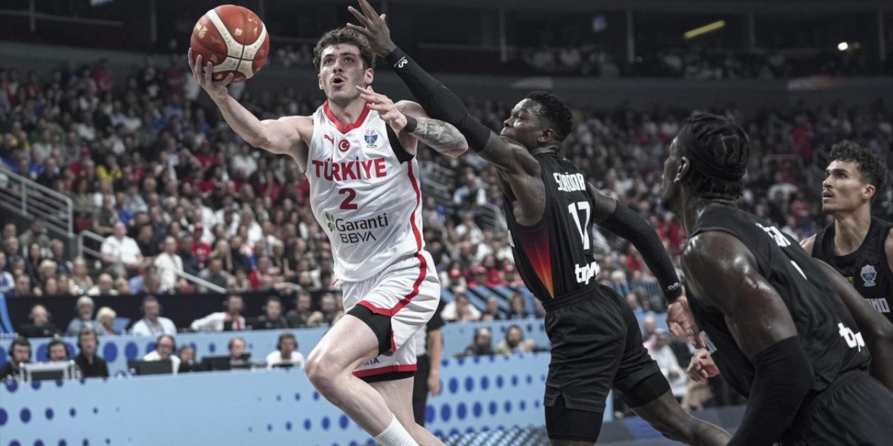 A Milli Basketbol Takımı, Avrupa İkincisi Oldu