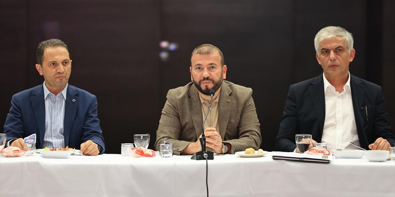 Arnavutköy Belediye Başkanı Candaroğlu'ndan İBB'ye Sosyal Konutlarda Altyapı Tepkisi