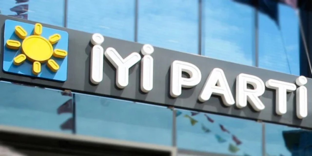 Sakarya İl Başkanı Dahil İYİ Parti'den Yedi İstifa