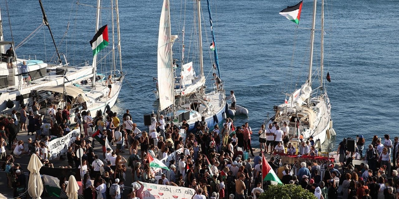 Yunanistan'da Muhalefetteki Sol Partilerden Küresel Sumud Filosu'na Destek Mesajı