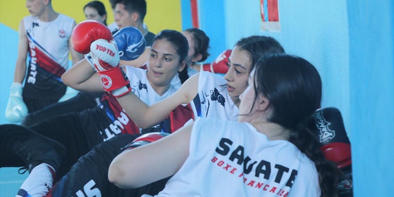 Savate Branşında Lisanslı Sporcu Sayısı Her Geçen Gün Artıyor