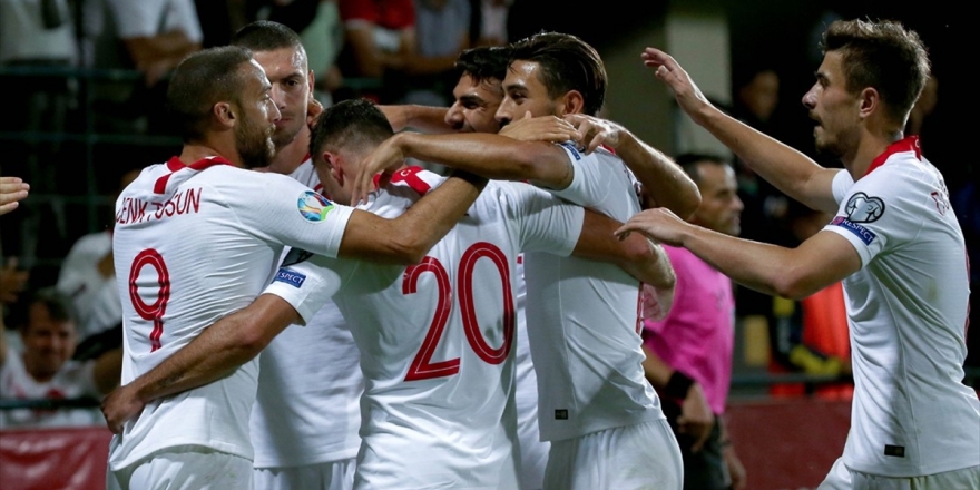 A Milli Futbol Takımı Yarın Toplanıyor