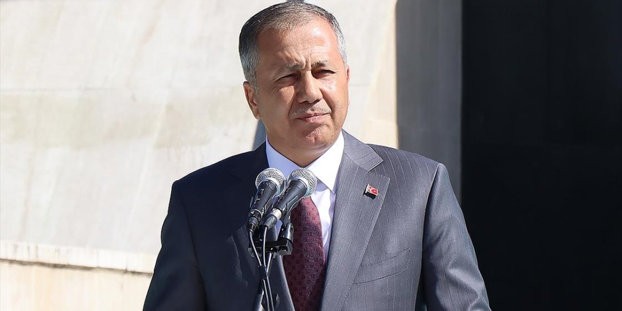 Bakan Yerlikaya: 27 Mayıs'la Açılan Karanlık Tünel, 12 Mart'la, 12 Eylül'le, 28 Şubat'la, 27 Nisan'la Uzatıldı