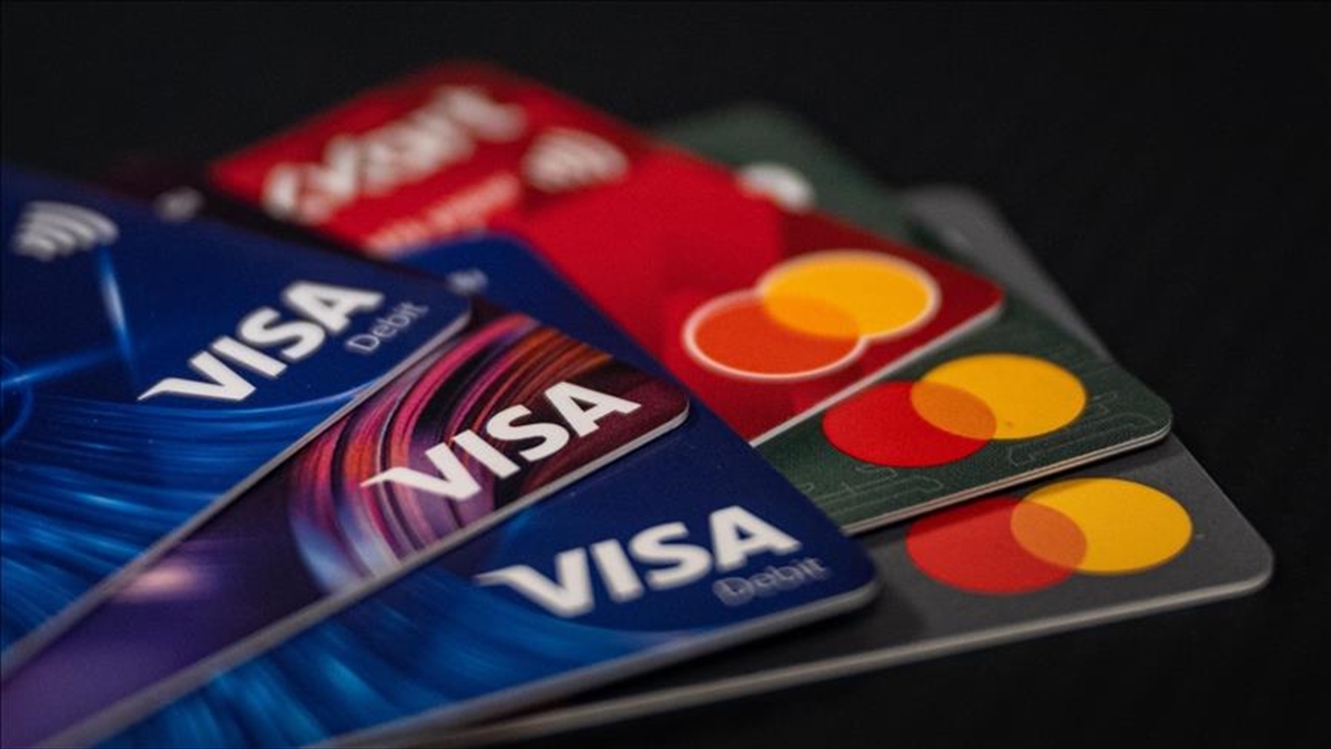 Merkez Bankası Kredi Kartları İşlemlerinde Uygulanan Faiz Oranlarında Değişikliğe Gitti