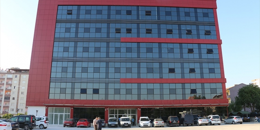 Teröristlerin Yaktığı Hem Modern Binasında