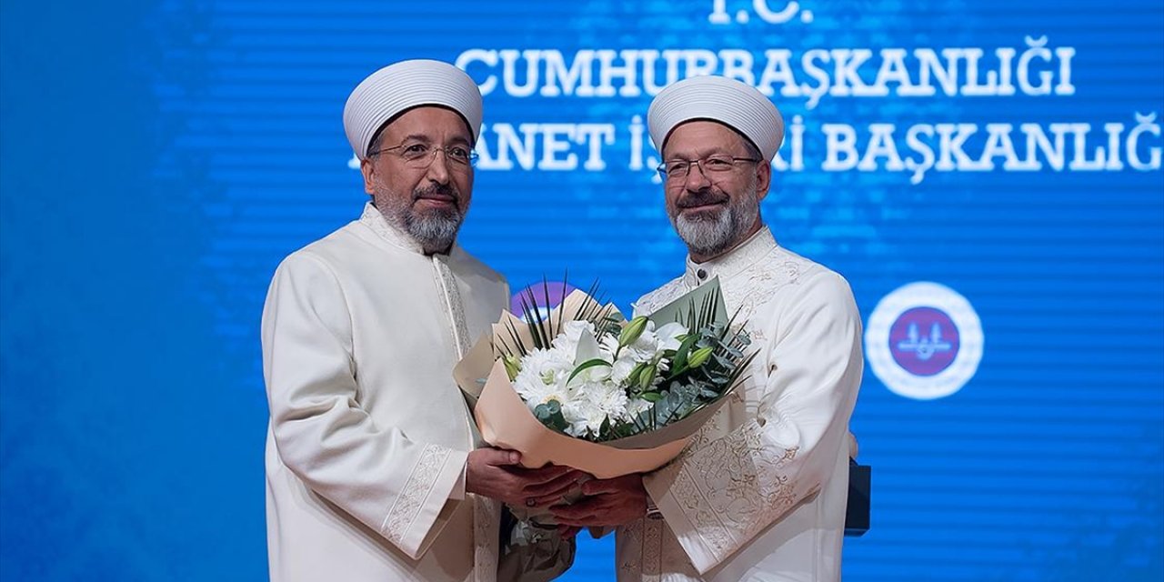 Diyanet İşleri Başkanı Safi Arpaguş, Görevini Ali Erbaş'tan Devraldı