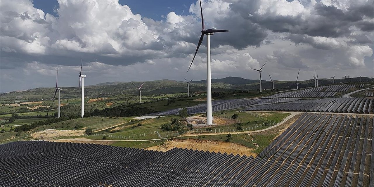 Türkiye'nin Enerji Açığına Hibrit Güneş Kapasitesi Katkı Sağlayabilir