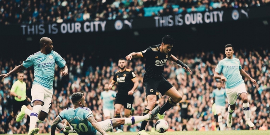 Manchester City Seyircisi Önünde Kaybetti