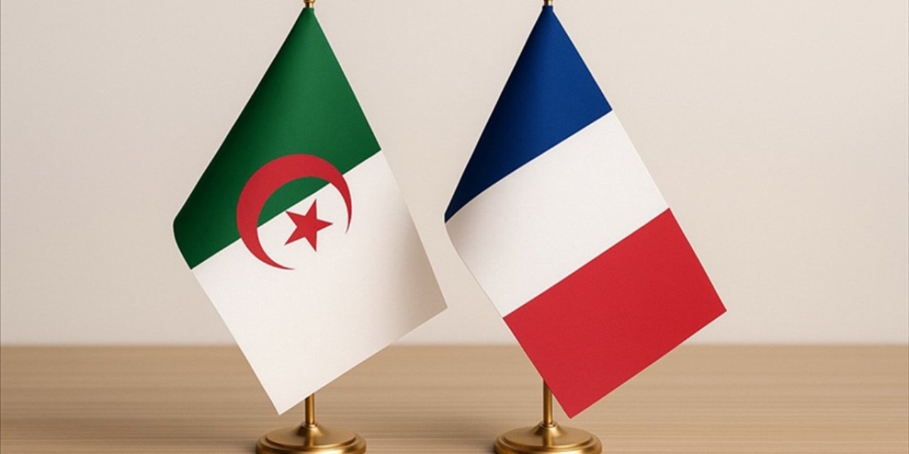 Cezayir: Fransa İle İmzalanan Diplomatik Pasaport Sahiplerine Karşılıklı Vize Muafiyeti Anlaşması İptal Edildi