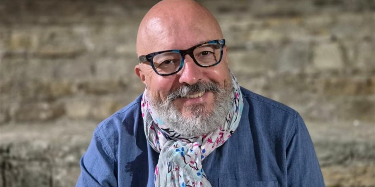 Yönetmen Ceyhan Kandemir, Gökçeada'da Çekilen "Kelebeklerin Uyuduğu Yerdeyim" Filmini Anlattı